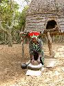 cliquez ici pour voir l'image (015zoulou.jpg)